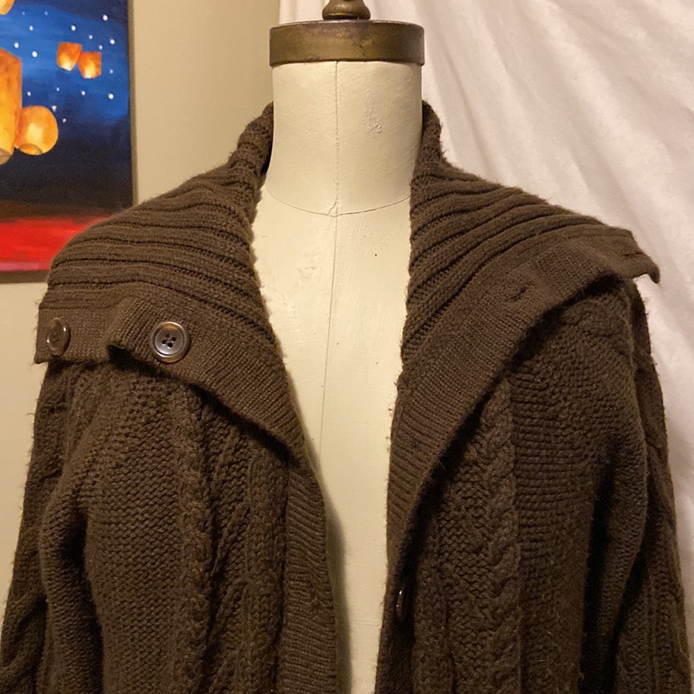 Sweater - Picture 2 of 11